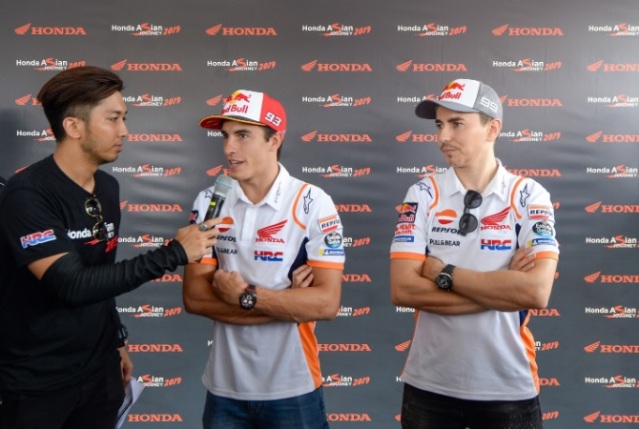 Marc Marzuez, Jorge Lorenzo (2nd and 3rd from left)